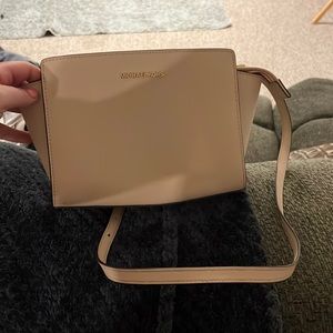 Michael Kors Blush Crossbody
